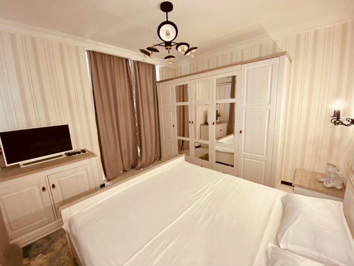 Delight Apartments Boryspilʼ Exteriör bild