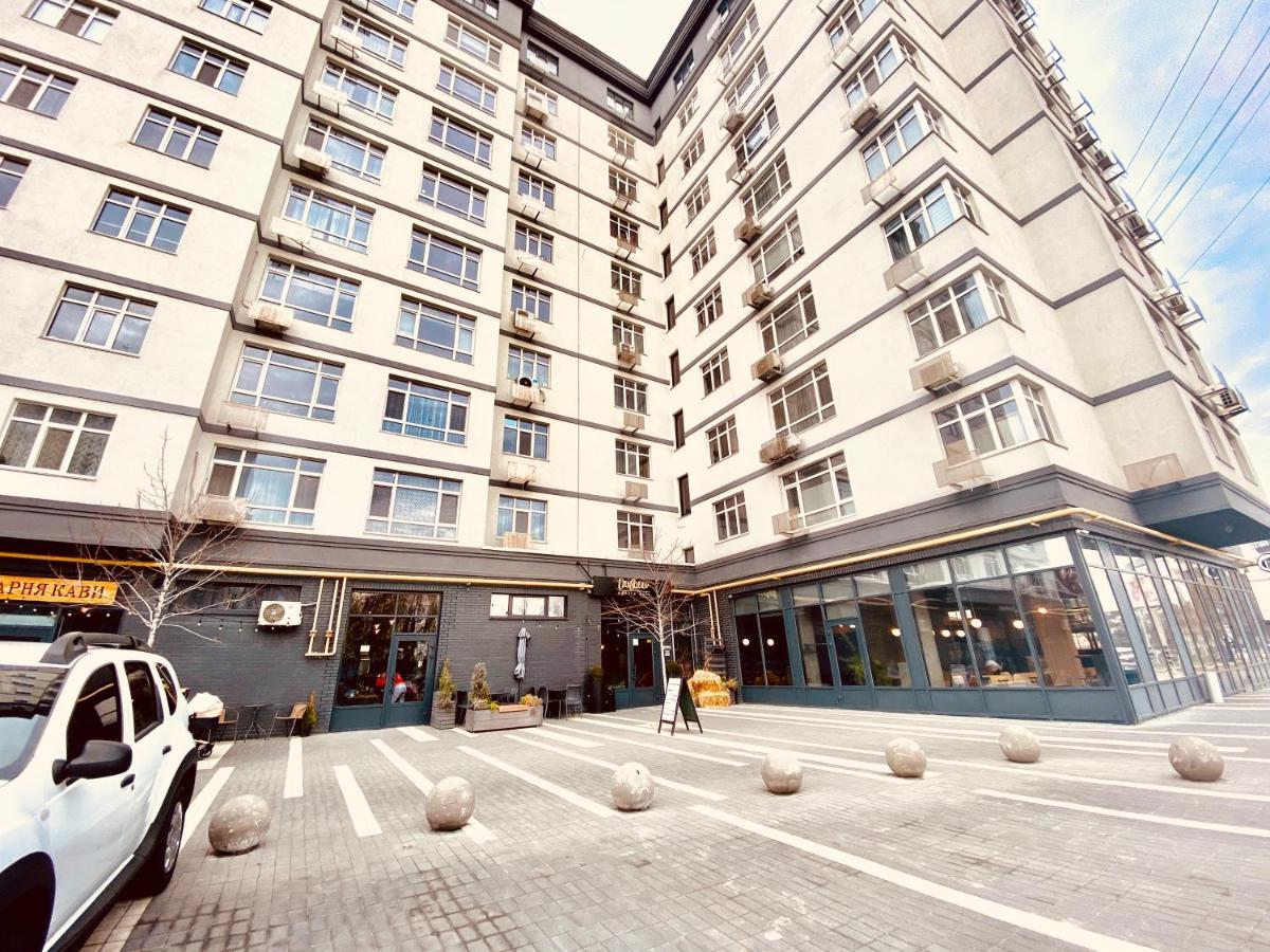 Delight Apartments Boryspilʼ Exteriör bild
