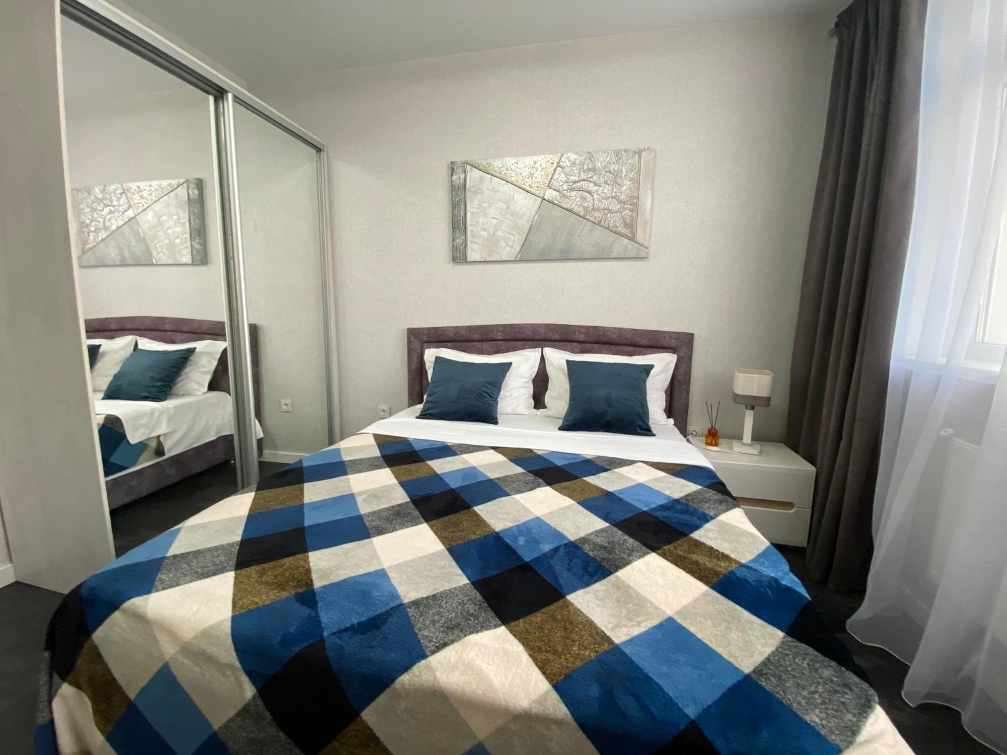 Delight Apartments Boryspilʼ Exteriör bild